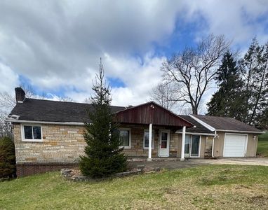 201 Hillvue Dr, Butler, PA, 16001