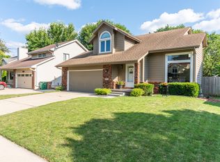5832 Center St, West Des Moines, IA 50266