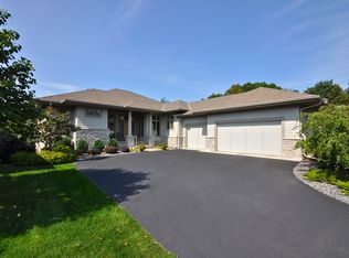 17910 Bearpath Trl, Eden Prairie, MN 55347