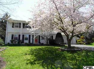 18 Glendale Dr, Mechanicsburg, PA 17055