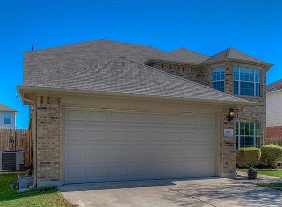 3rd image of 304 King Elder Ln