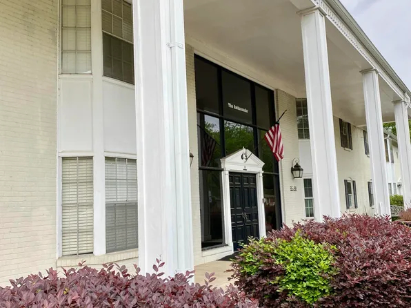 5025 Wayneland Dr APT B4, Jackson, MS 39211