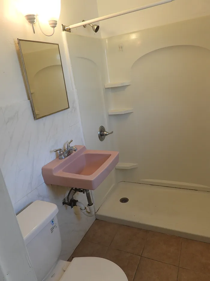 Studio, 1.0 bath, 450 sqft, $1,395 — Photo 3