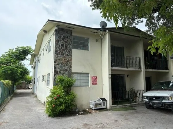 1940 NW 30th St #6, Miami, FL 33142