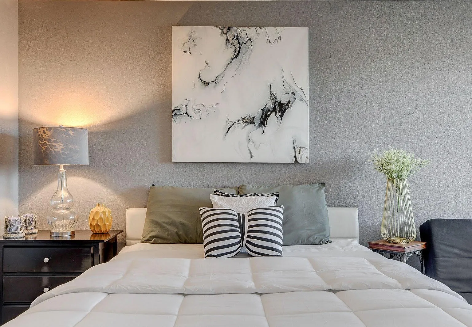 Studio, 425 sqft, $1,550 — Photo 2