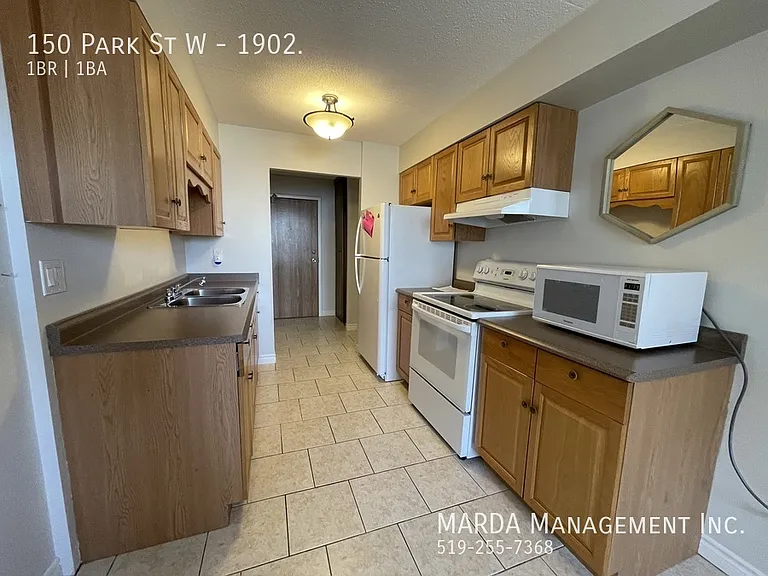 150 Park St W #1902 — Photo 3