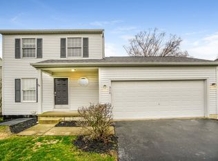316 Meadow Ash Dr, Lewis Center, OH 43035