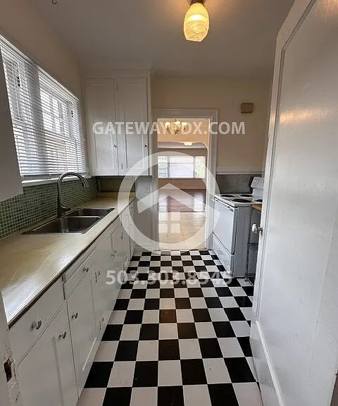 4464 SE Milwaukie Ave — Photo 15