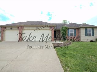 4828 W Skyler Dr, Springfield, MO 65802