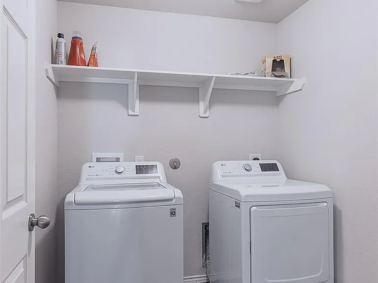 20906 Twining Rose Ln — Photo 17