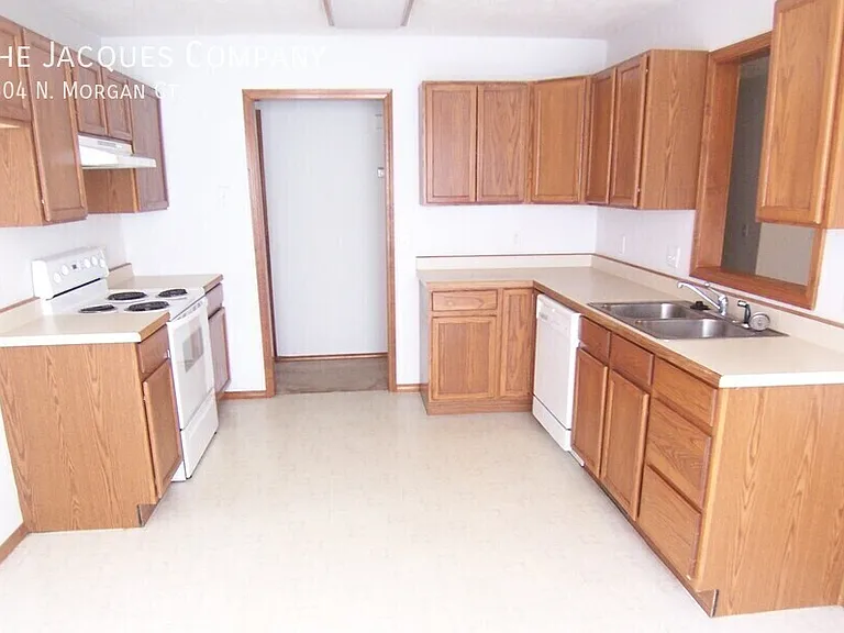 4304 N Morgan Ct — Photo 10