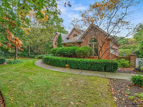 3rd image of 3314 Cardinal Ln