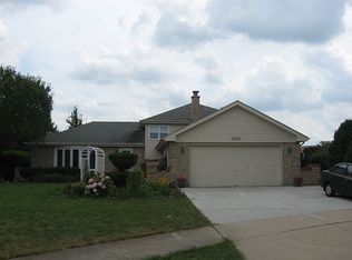 7229 Powell Pl, Downers Grove, IL 60516