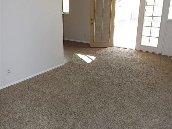 3rd image of 4479 Eureka Cir #0