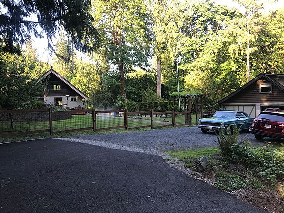 2nd image of 266 Holly Ct NW
