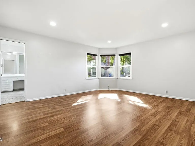 3153 Orange Ave — Photo 28
