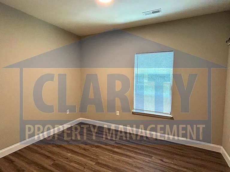 3413 Peerless Rd NW — Photo 15