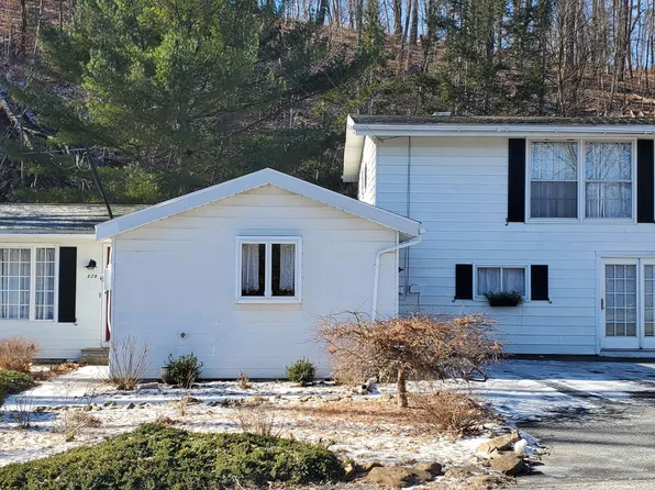 529 Heyer Mill Rd, Nazareth, PA 18064