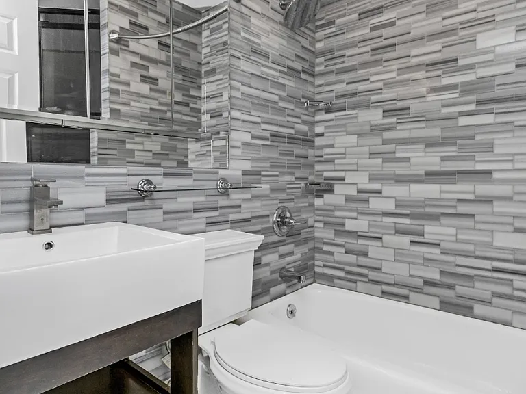 184 Stanton St #2B — Photo 7