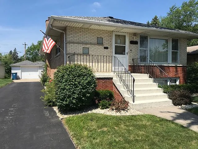 16412 Evans Ave photo 1