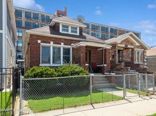 1021 W 34th Pl, Chicago, IL 60608