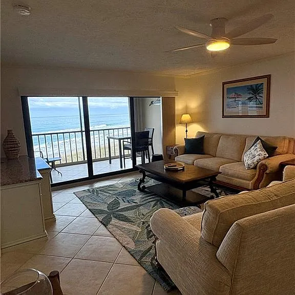 2571 NE Ocean Blvd #405 — Photo 5