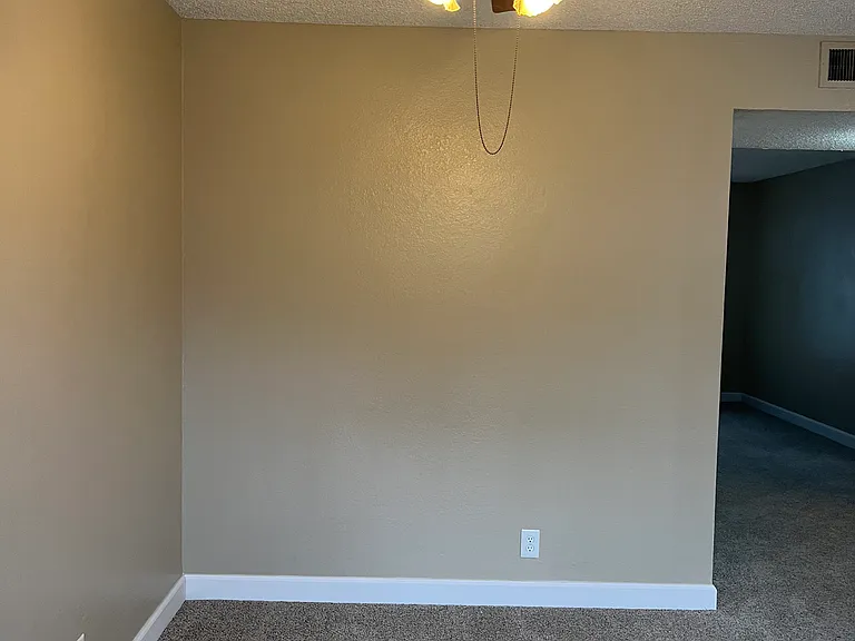 Sierra Woods Apartments — Photo 28