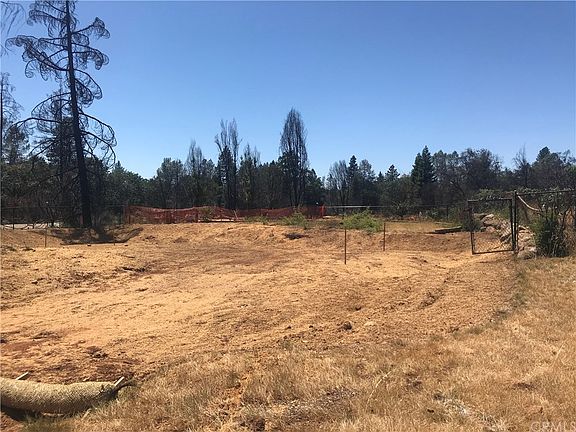4th image of 205 Berry Creek Dr