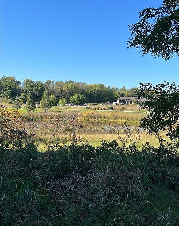 1st image of 103 Green Lake Ct