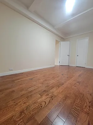 Rented by David Francis New York LLC | media 2