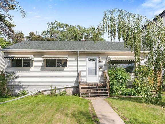 5th image of 9315 86th St NW