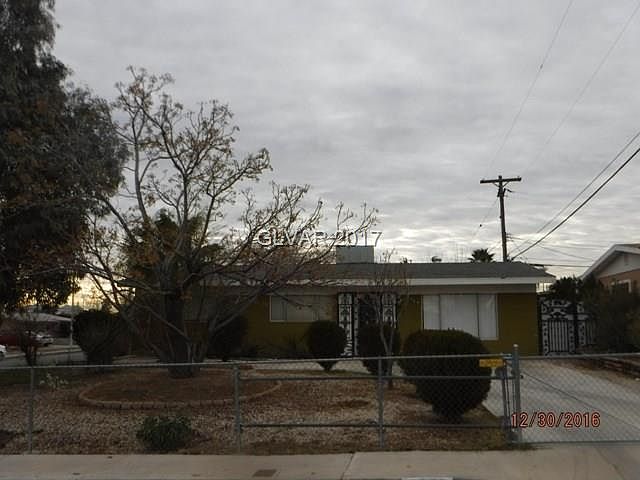 1st image of 4549 Oakdale Ave
