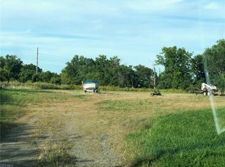 Mornington Rd, Vermilion, OH 44089