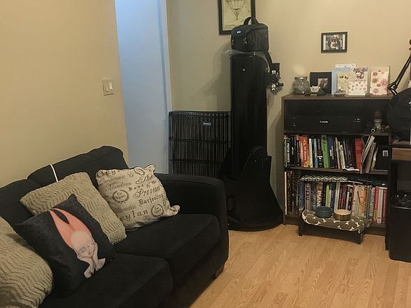 5th image of 3040 32nd St APT 2