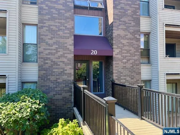 20 River Rd, Nutley, NJ 07110