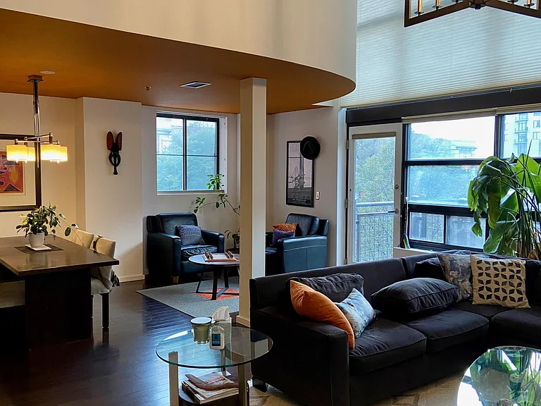 930 Acoma St #202 — Photo 3