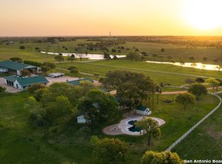 6345 Smith Rd, Bellville, TX 77418