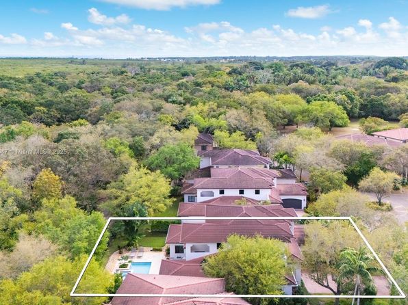 11407 Four Fillies Rd, Pinecrest, FL 33156