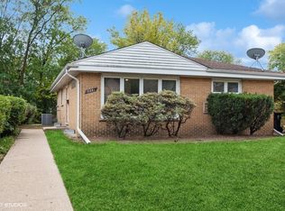 4441 Wilson Ter, Skokie, IL 60076
