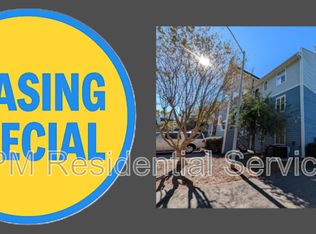 4240 Wilshire Blvd APT 201E, Wilmington, NC 28403