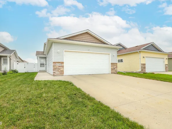 6150 35th St S, Fargo, ND 58104