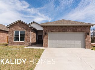 512 Remington Ave, Jones, OK 73049