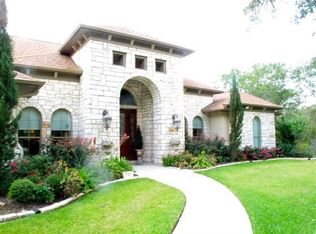 730 W Briarwood Dr, Brenham, TX 77833