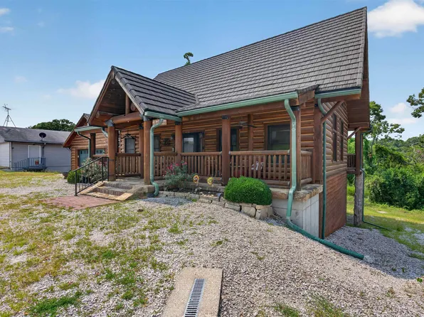 28487 Nevada Ave, Warsaw, MO 65355