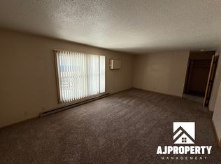 812 Canyon Ave #2, Garretson, SD 57030