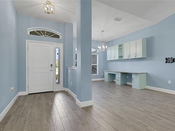 4th image of 2248 Bonn Ct