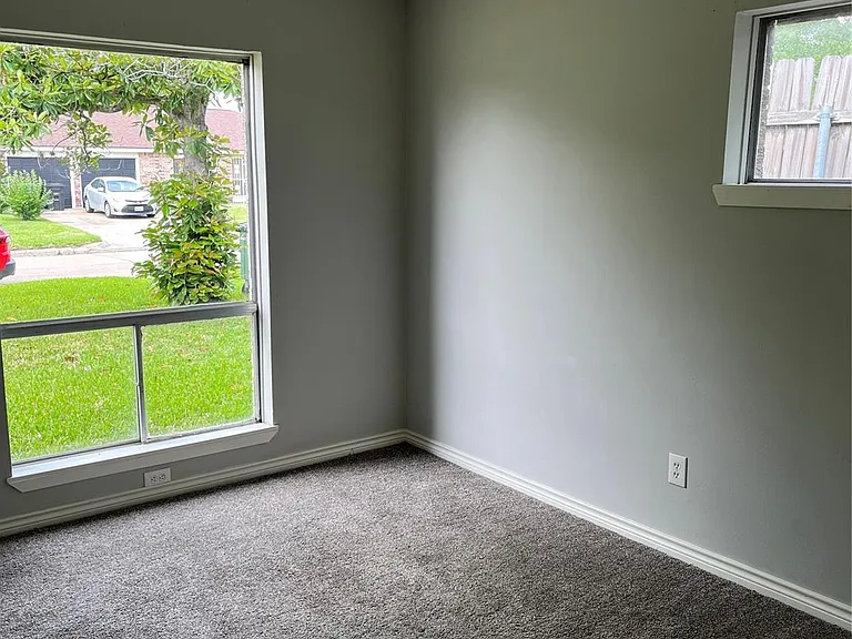 5142 Madden Ln — Photo 7