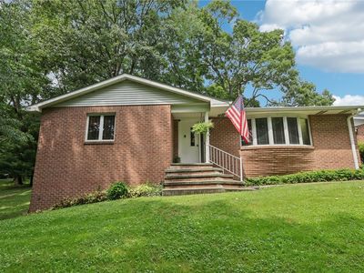 100 Joshua Dr, Harmony, PA, 16037