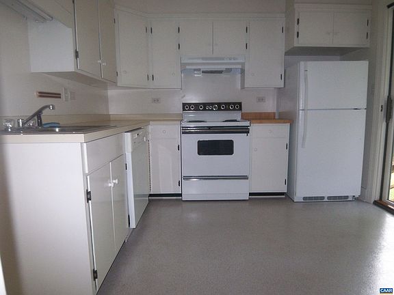 5th image of 1419 Old Ballard Rd