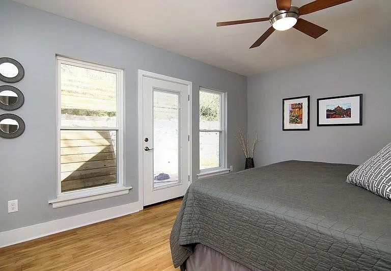 4540 Eastern Ave — Photo 8